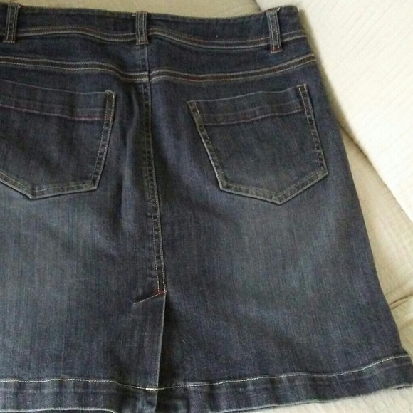 Boden jean skirt - Picture 3 of 4